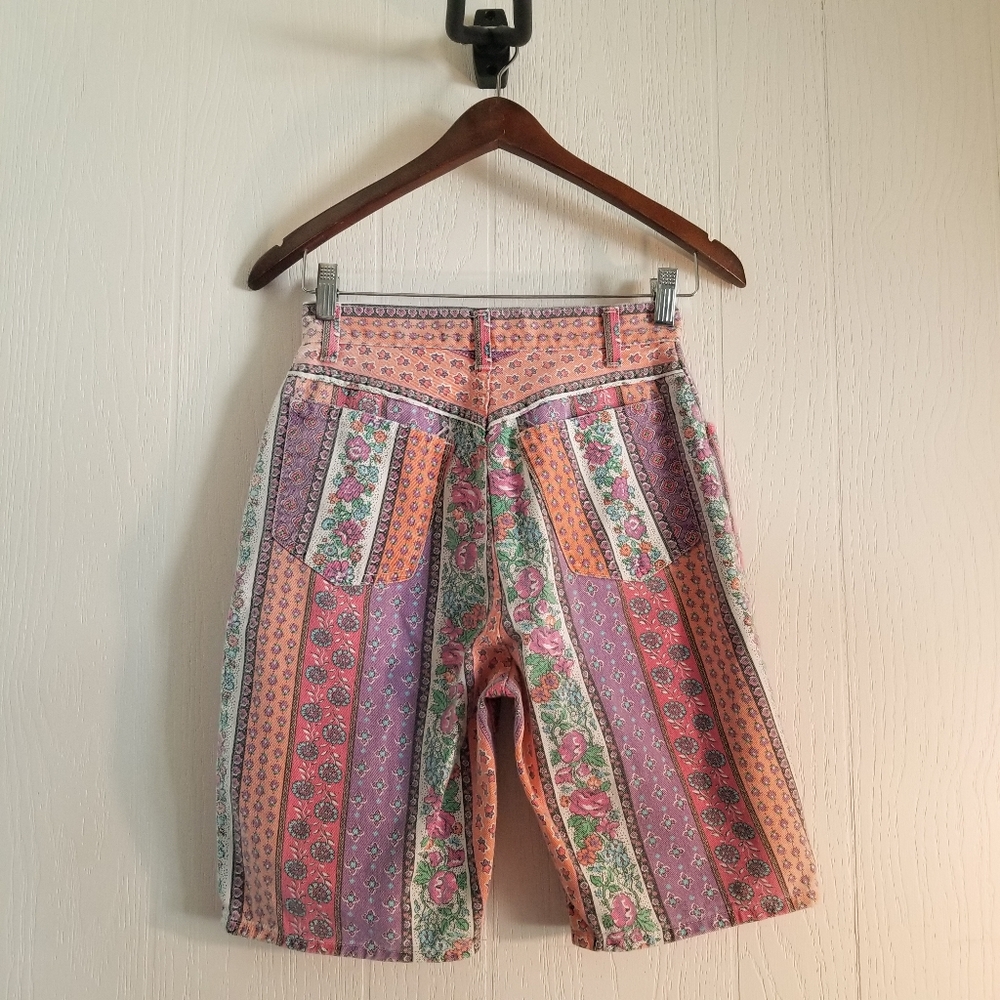 Vintage High waisted colorful jean shorts - Picture 2 of 6